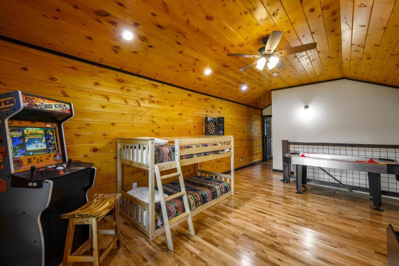 Smoky Mountain Chalet Pigeon Forge Dış mekan fotoğraf